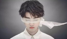 王一博最新消料爆料,神秘恋情引热议，事业再攀高峰